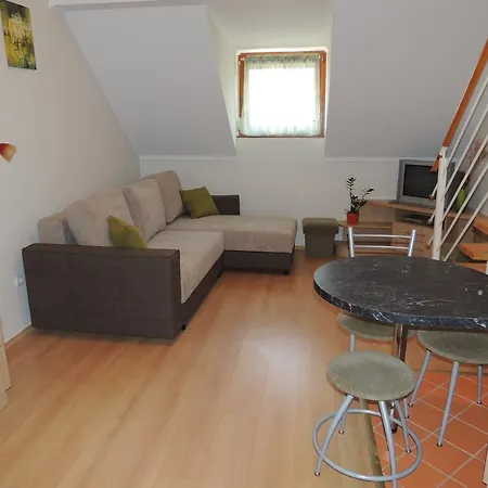 Appartement Marcell Apartman