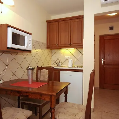 Appartement Marcell Apartman *