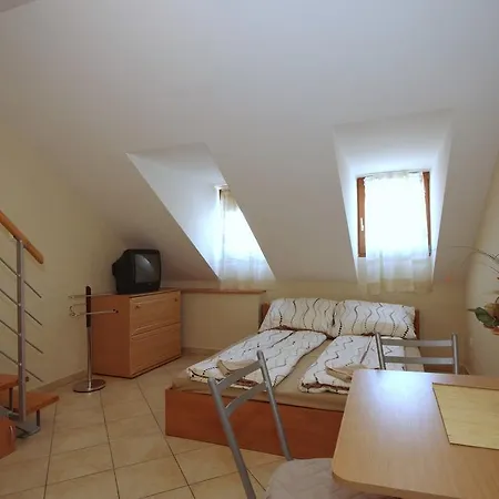 Marcell Apartman Appartement