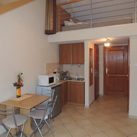 Marcell Apartman Appartement *